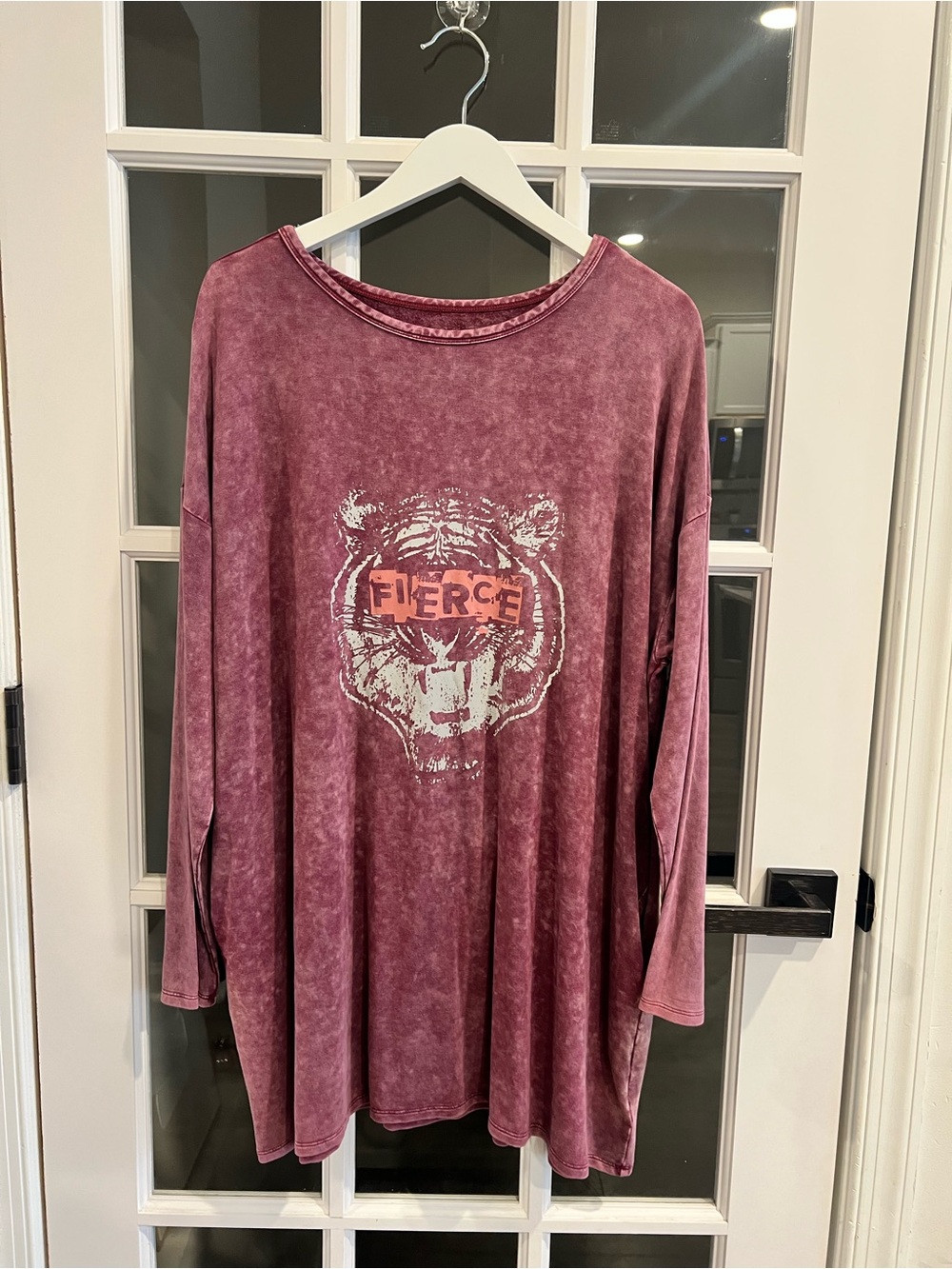 Women's Oversized Long Sleeve Tee in Dusty Rose with Tiger Graphic